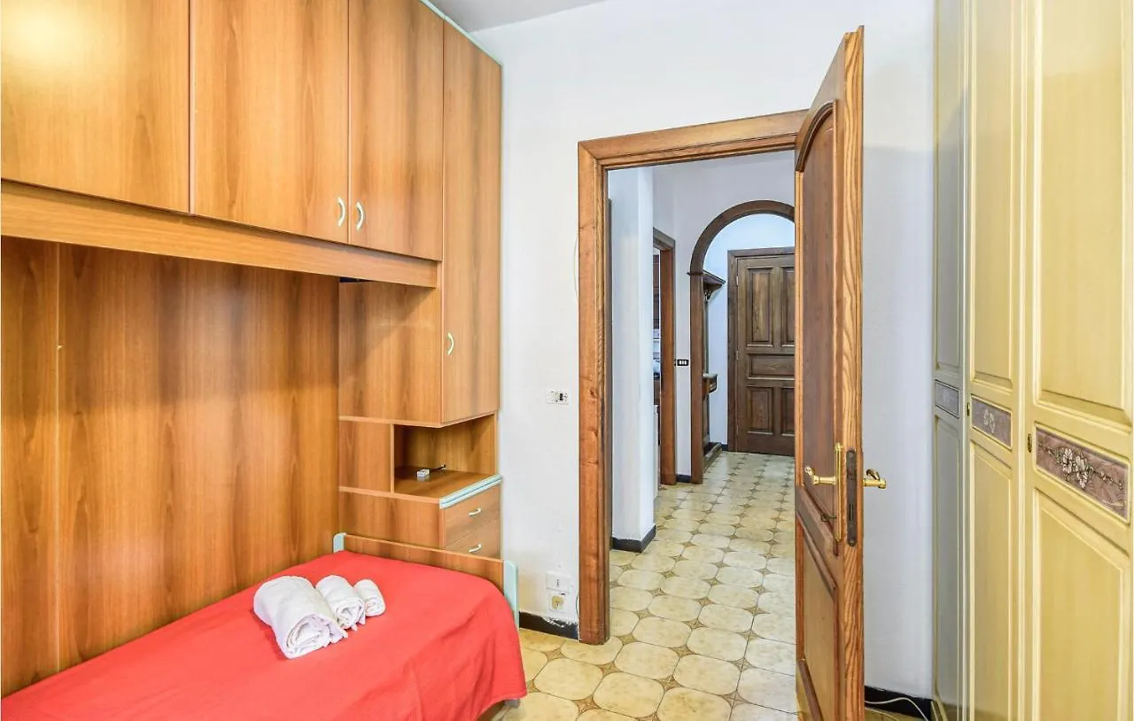Awesome Home In Testana With Outdoor Swimming Pool, Wifi And 3 Bedrooms